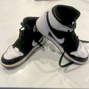 Air Jordans, 2Y